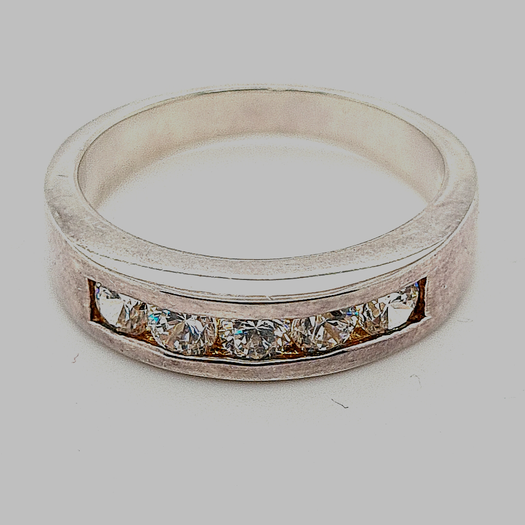 
                  
                    Sterling Silver ring
                  
                