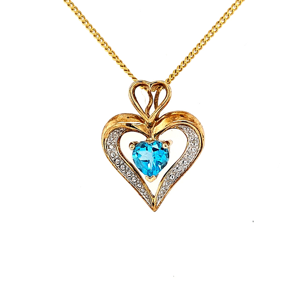 Ladies Gold Love Heart Pendant