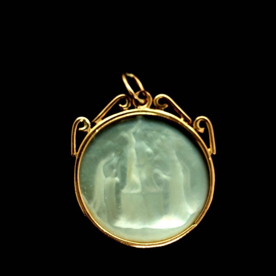 
                  
                    Gold Hologram Pendant
                  
                