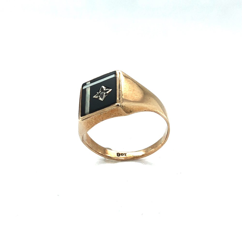 
                  
                    Men’s Yellow Gold Onyx Ring
                  
                