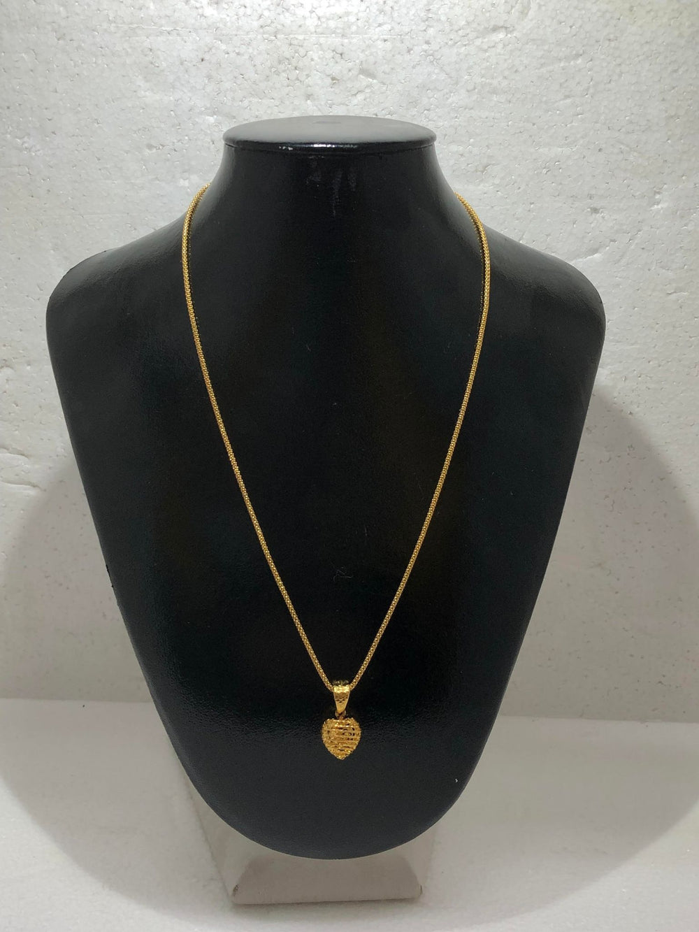 Gold Necklace & Pendant
